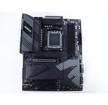 Gigabyte X670 AORUS Elite AX [Tweedekansje]