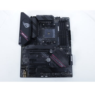 ASUS ROG Strix B550-F Gaming [Tweedekansje]
