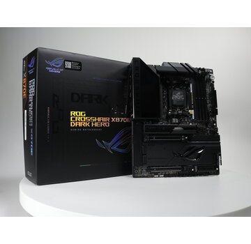 ASUS ROG CROSSHAIR X870E DARK HERO [Retourdeal]