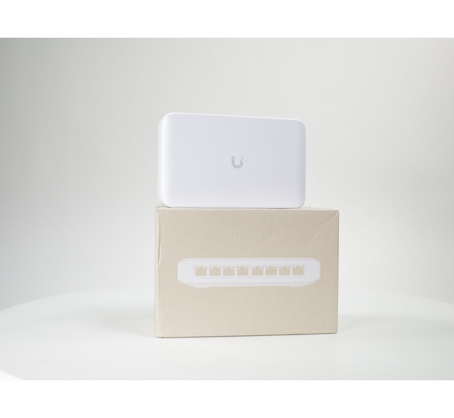 UniFi Switch Lite 8 PoE [1]