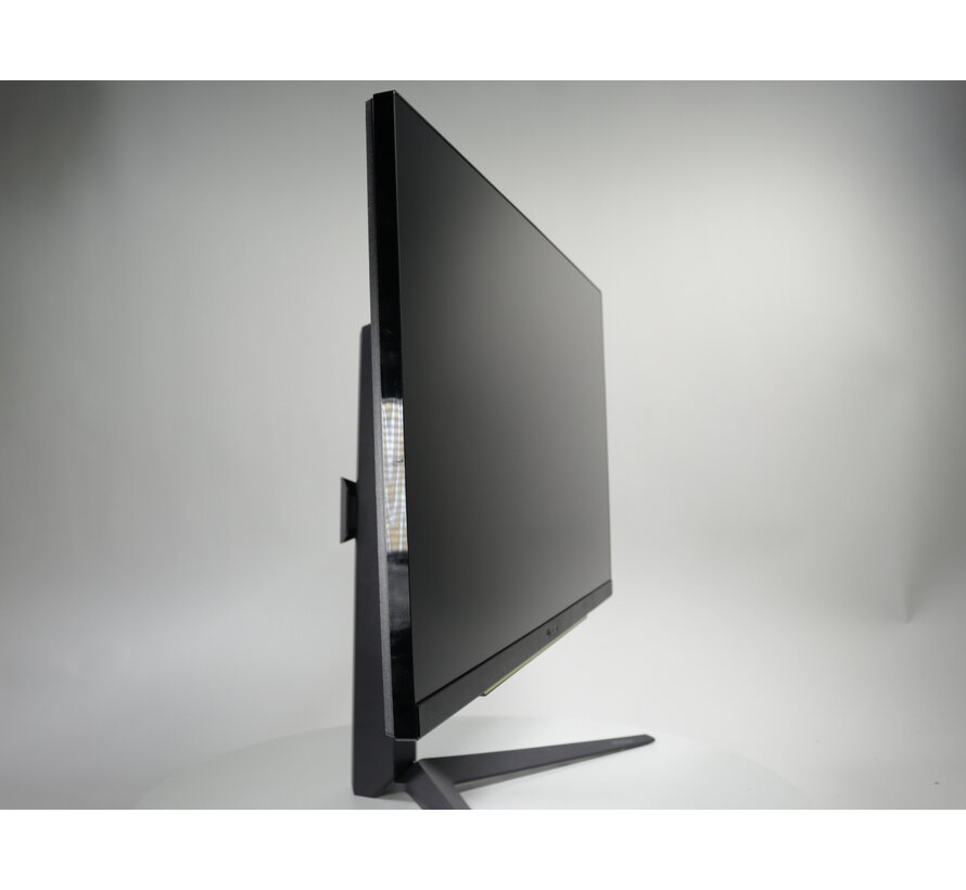 UltraGear 27GR93U-B 27" 4K 144Hz IPS monitor
