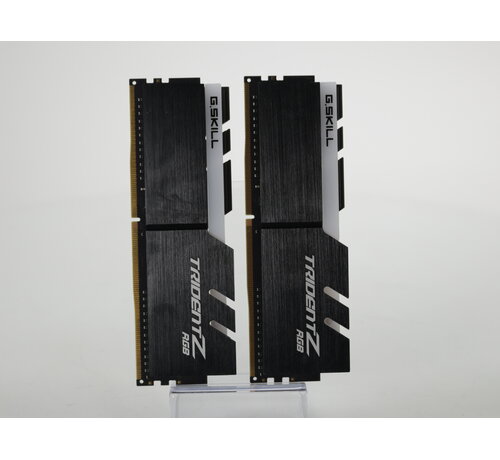 G.Skill Trident Z RGB F4-3200C16D-16GTZR 2x8GB   [Tweedekansje]
