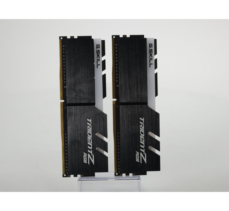 Trident Z RGB F4-3200C16D-16GTZR 2x8GB   [Tweedekansje]