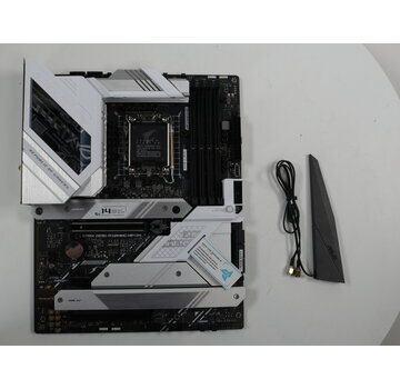 ASUS ROG Strix Z690-A GAMING WIFI D4 [Tweedekansje]