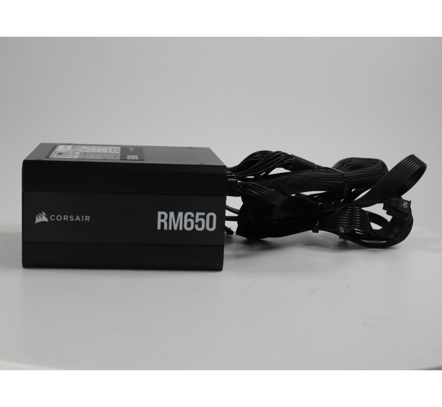 RM650 (2021) Zwart