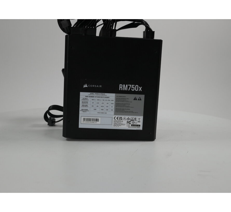 RM750x (2021) Zwart