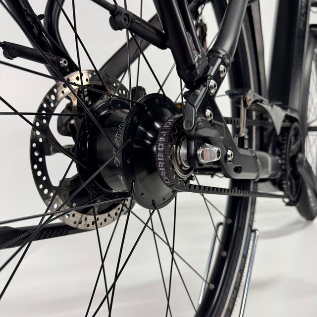 Flyer Gotour6 8.73 Schwarz    L.  nr. 411.