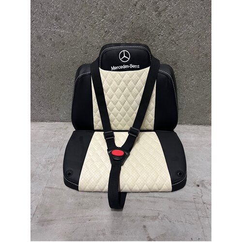 Mercedes Mercedes G63 6X6 AMG 12V White Mercedes Mercedes G63 6X6 AMG 12V White