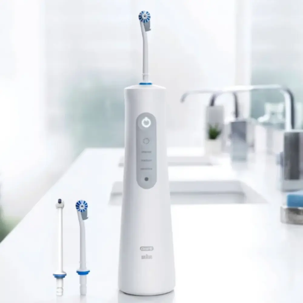 Oral-B Oral-B AquaCare 6 Pro-Expert Kabellose Munddusche Oral-B Oral-B AquaCare 6 Pro-Expert Kabellose Munddusche