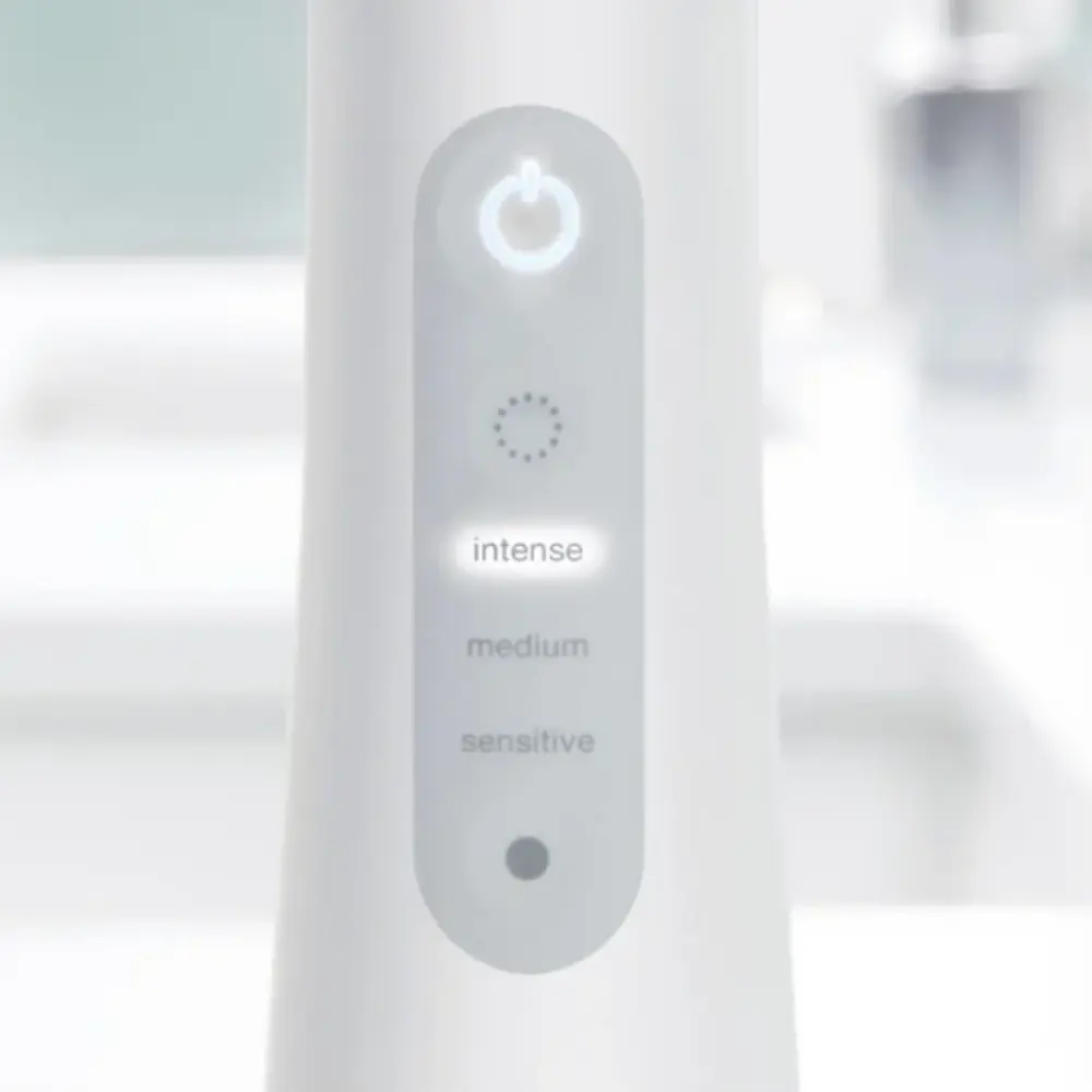 Oral-B Oral-B AquaCare 6 Pro-Expert Kabellose Munddusche Oral-B Oral-B AquaCare 6 Pro-Expert Kabellose Munddusche