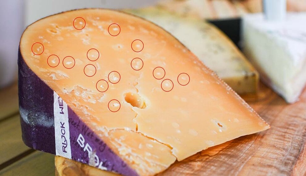 Zoutkristallen in kaas: wat zijn het en hoe ontstaan ze?