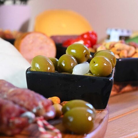 Kaas & Borrelz Snack box 5: "The "Cheese-ual" Enjoyment Box"