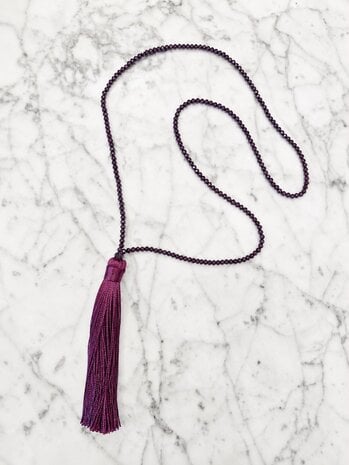 Tassel necklace