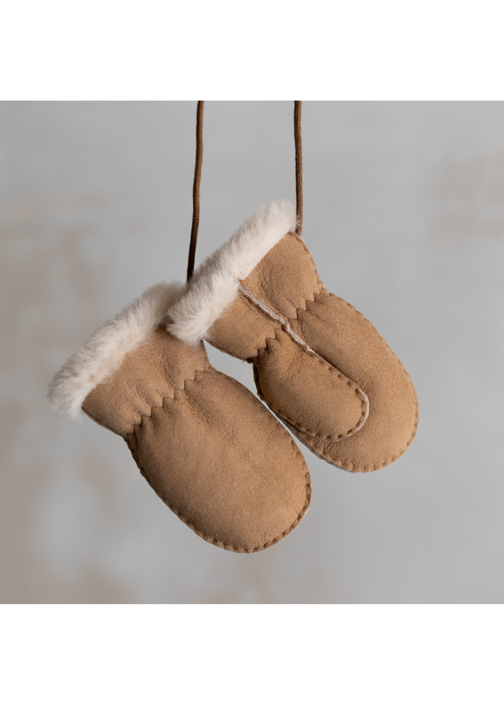 Van Buren sinds 1861 Lamsvacht baby- en kinderwantjes met duim - Camel