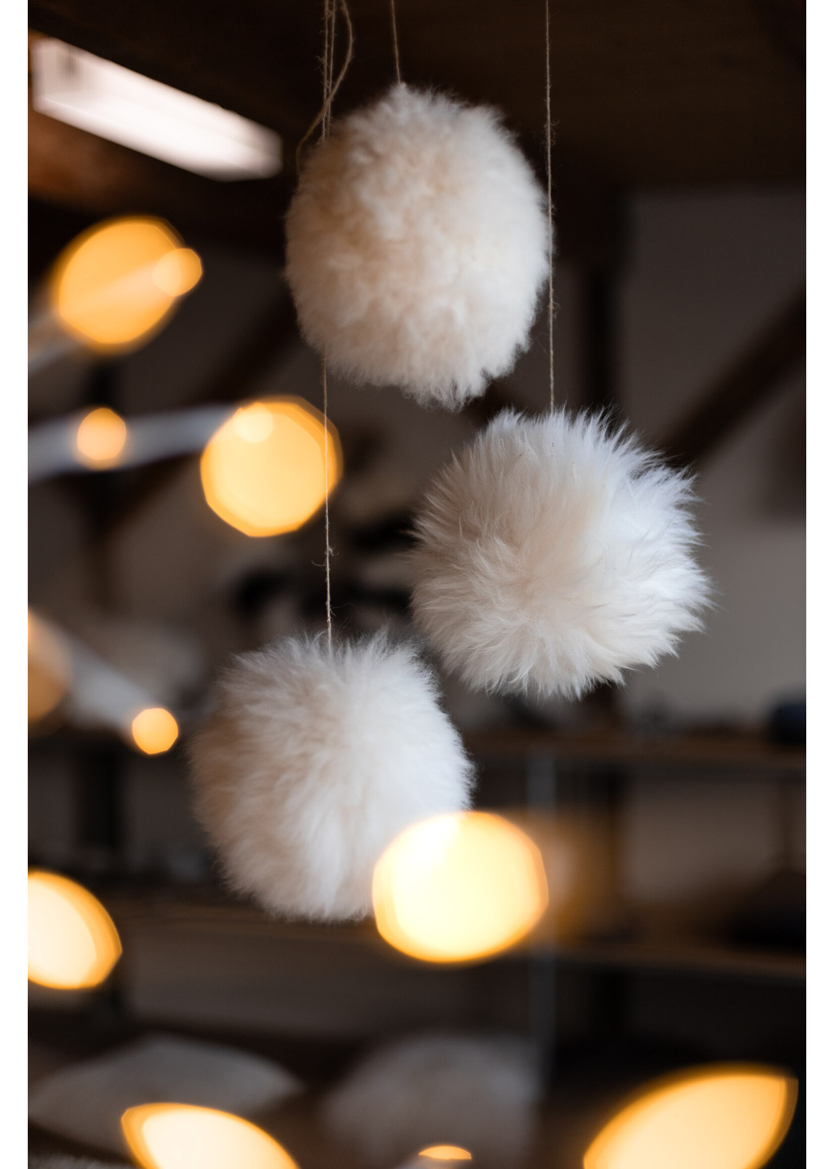 Van Buren sinds 1861 Peau de mouton Snowballs - White