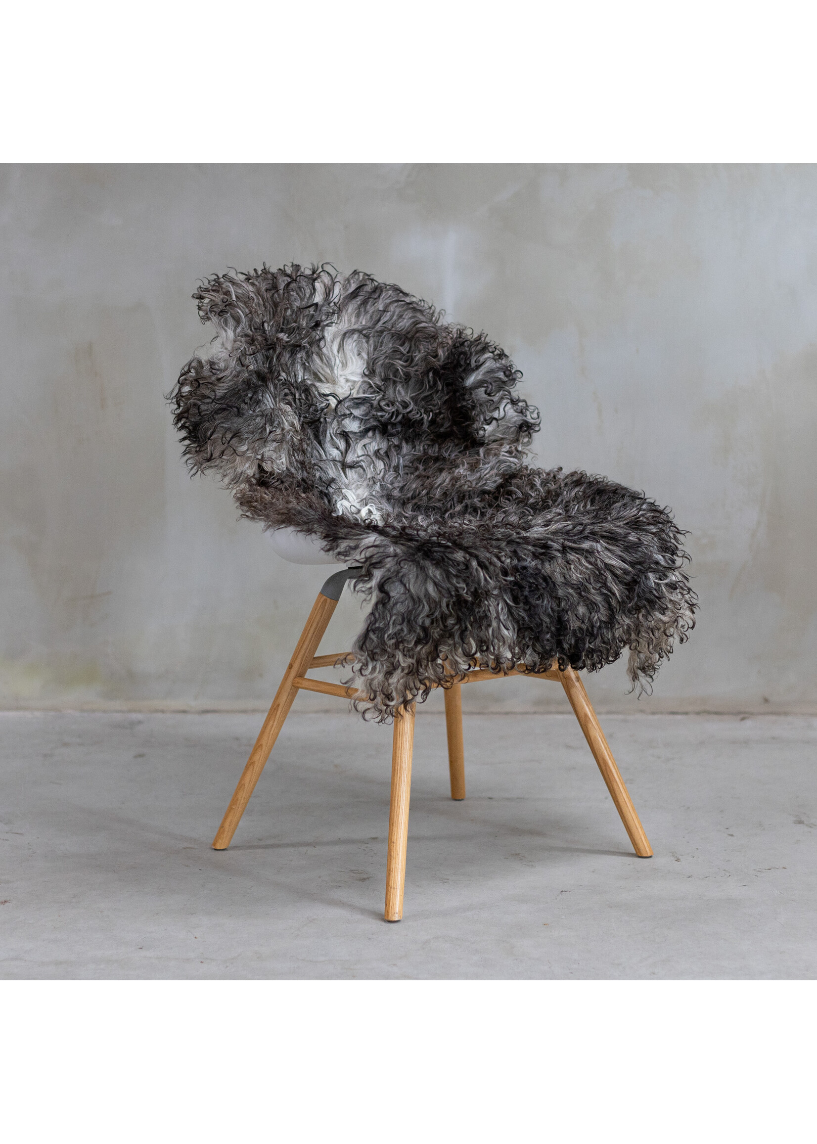 Van Buren Peau de Mouton Tachetée Bouclée - ca. 97x51 cm - SV-230