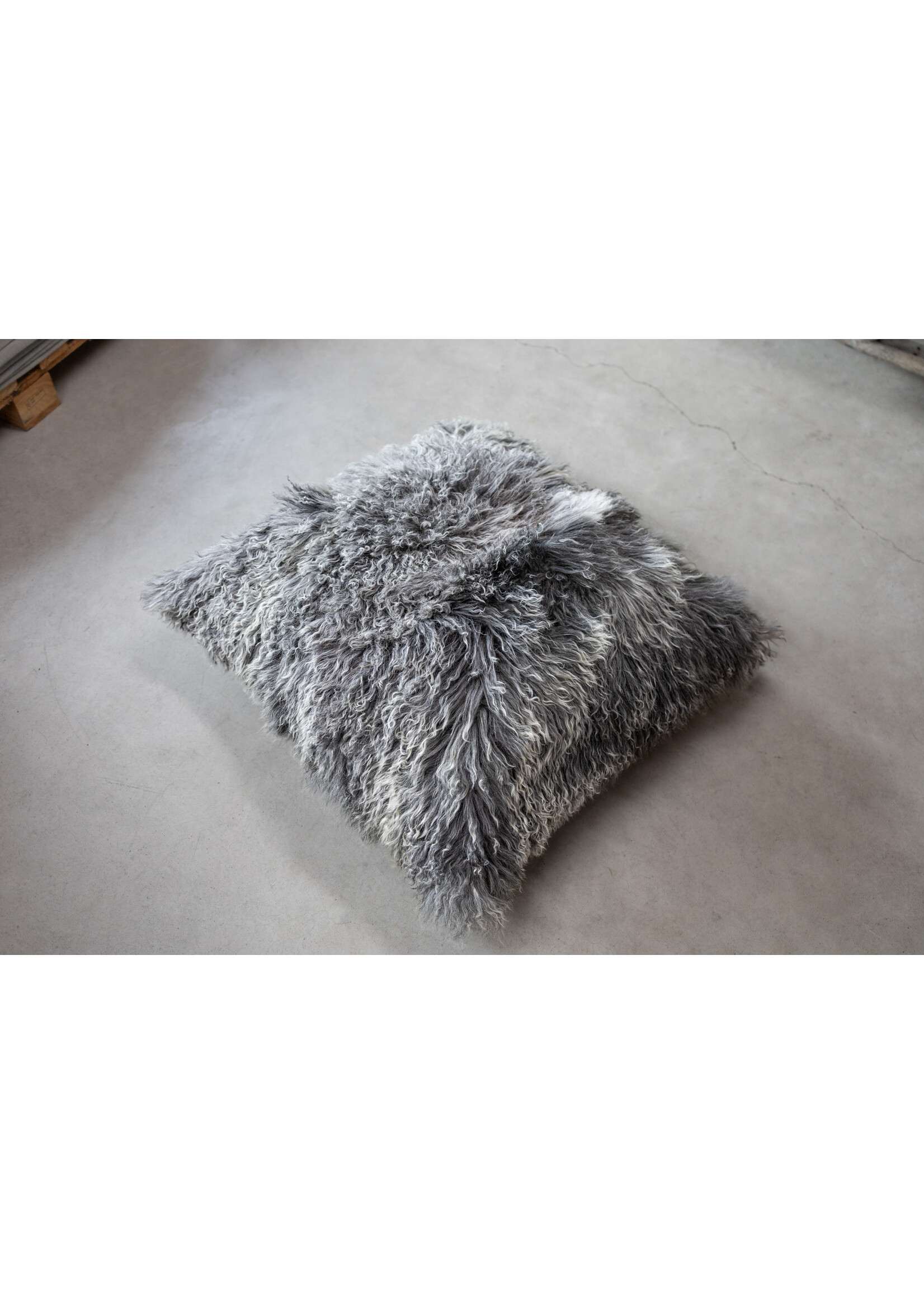 Van Buren sinds 1861 Tibet floor cushion Natural Gray - 80x80cm