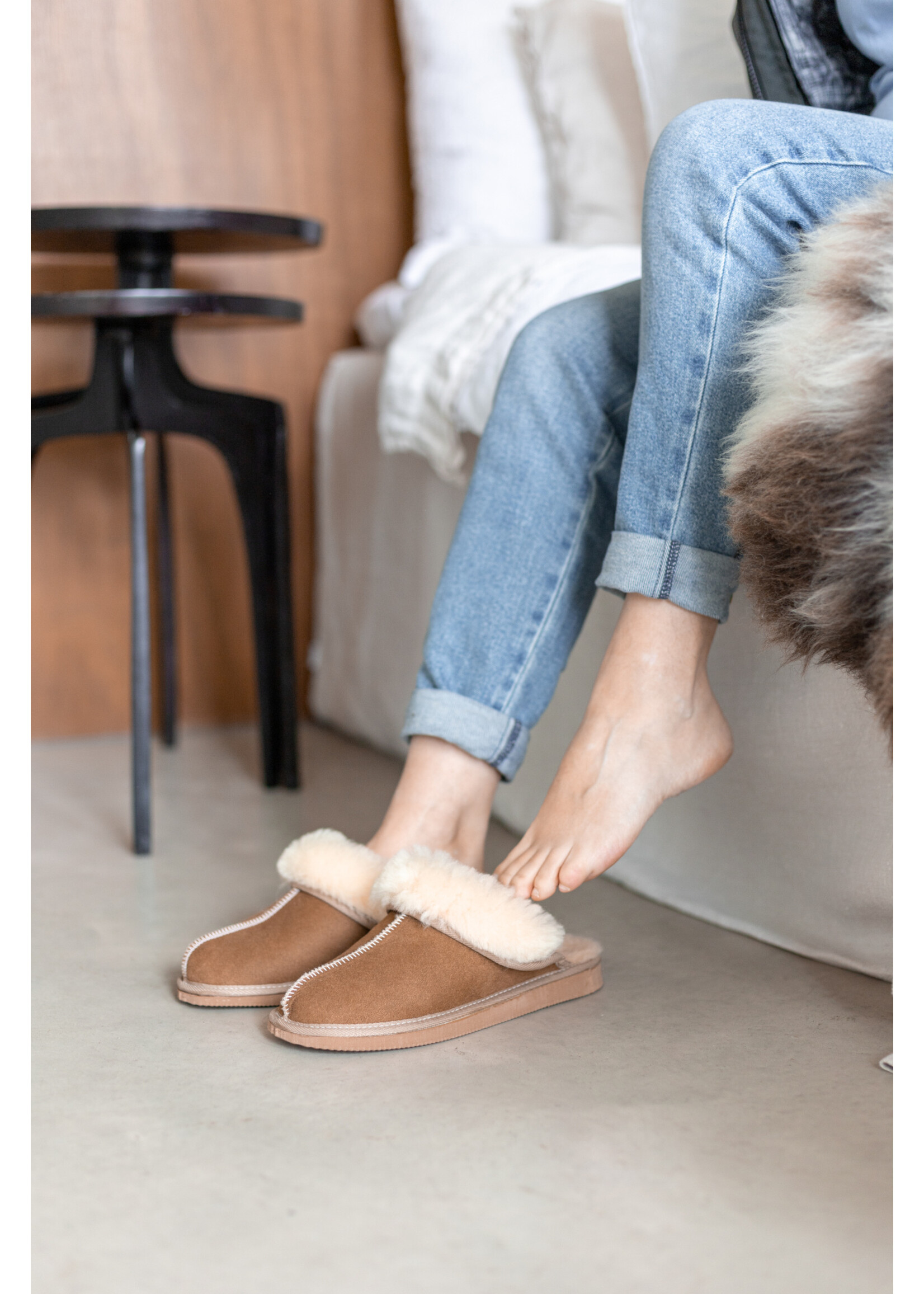 Van Buren sinds 1861 Lambskin Ladies Slippers - Camel - Size 36 to 46