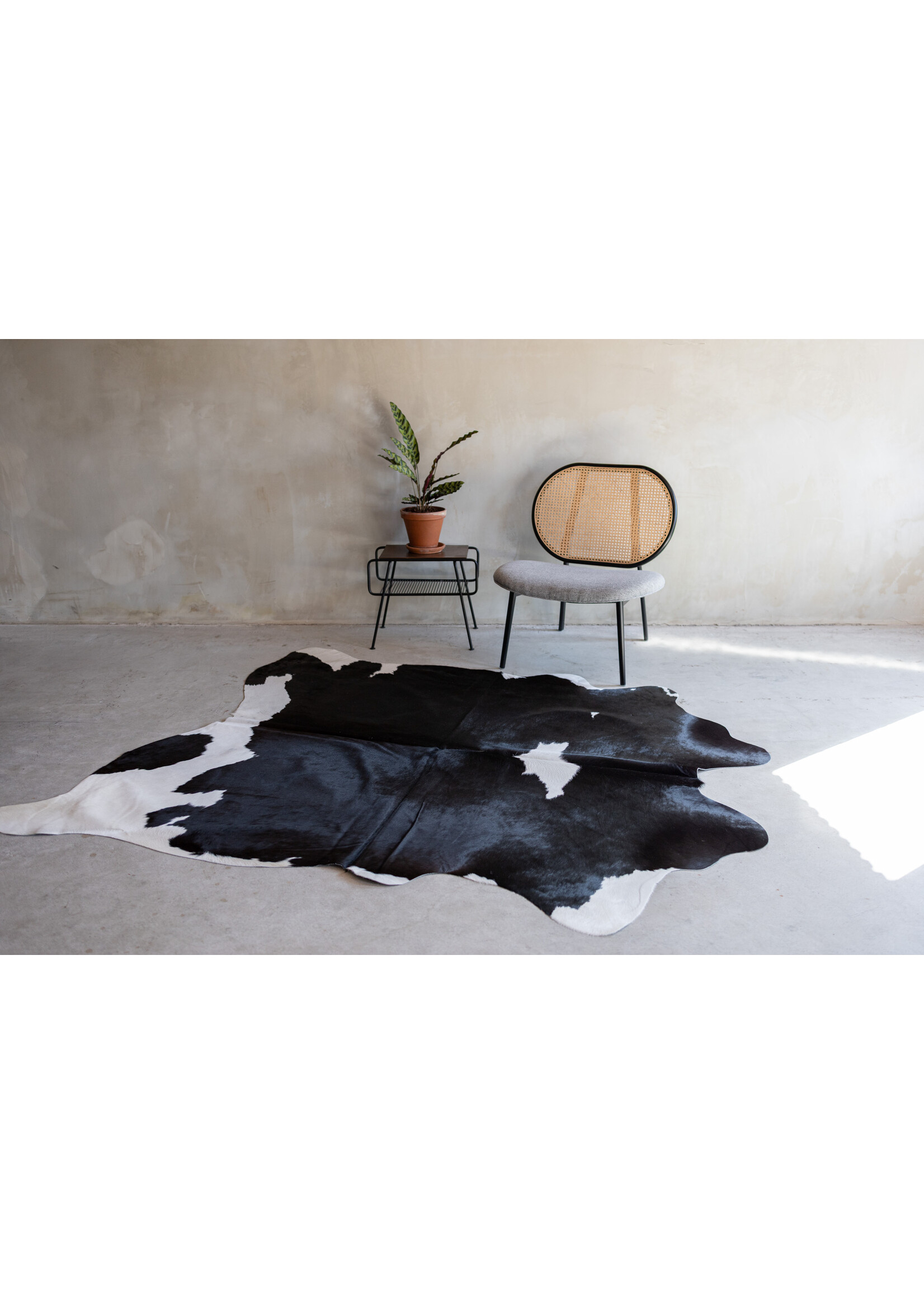 Van Buren sinds 1861 Cowhide black/white - 3-4m² - KH-029
