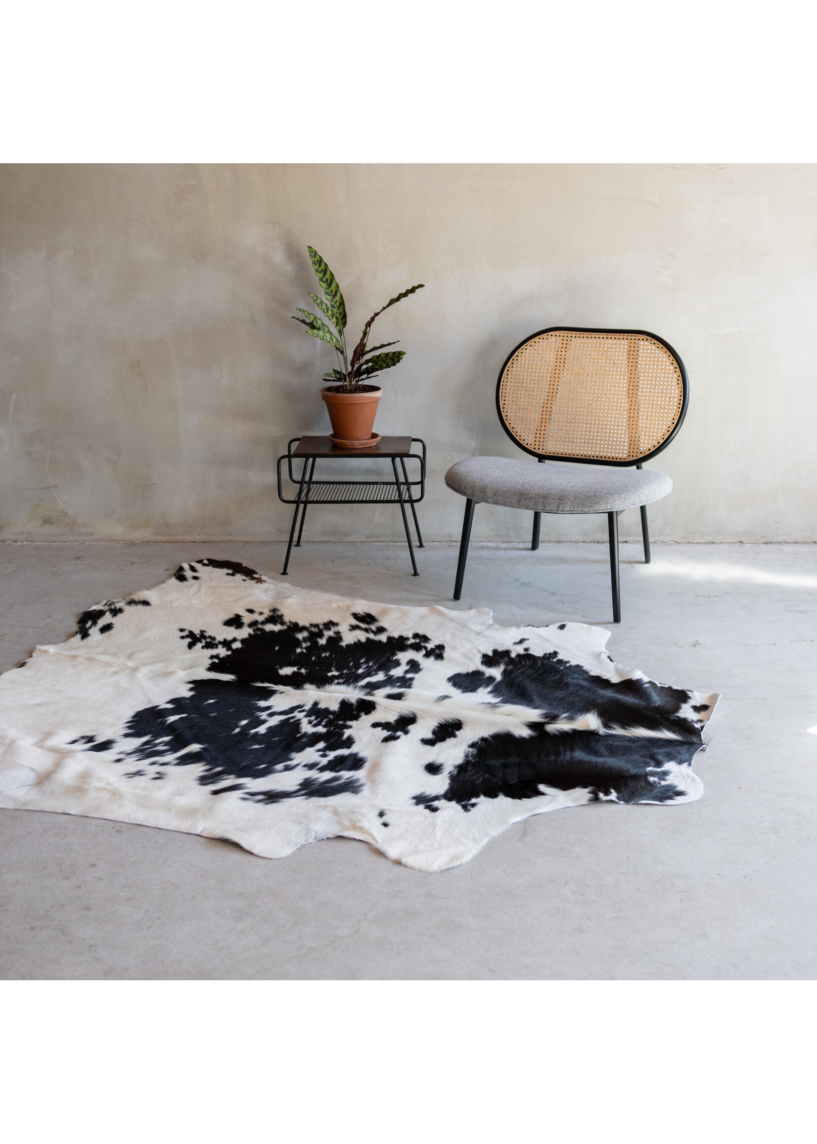 Van Buren sinds 1861 Cowhide black/white - 3-4m² - KH-035