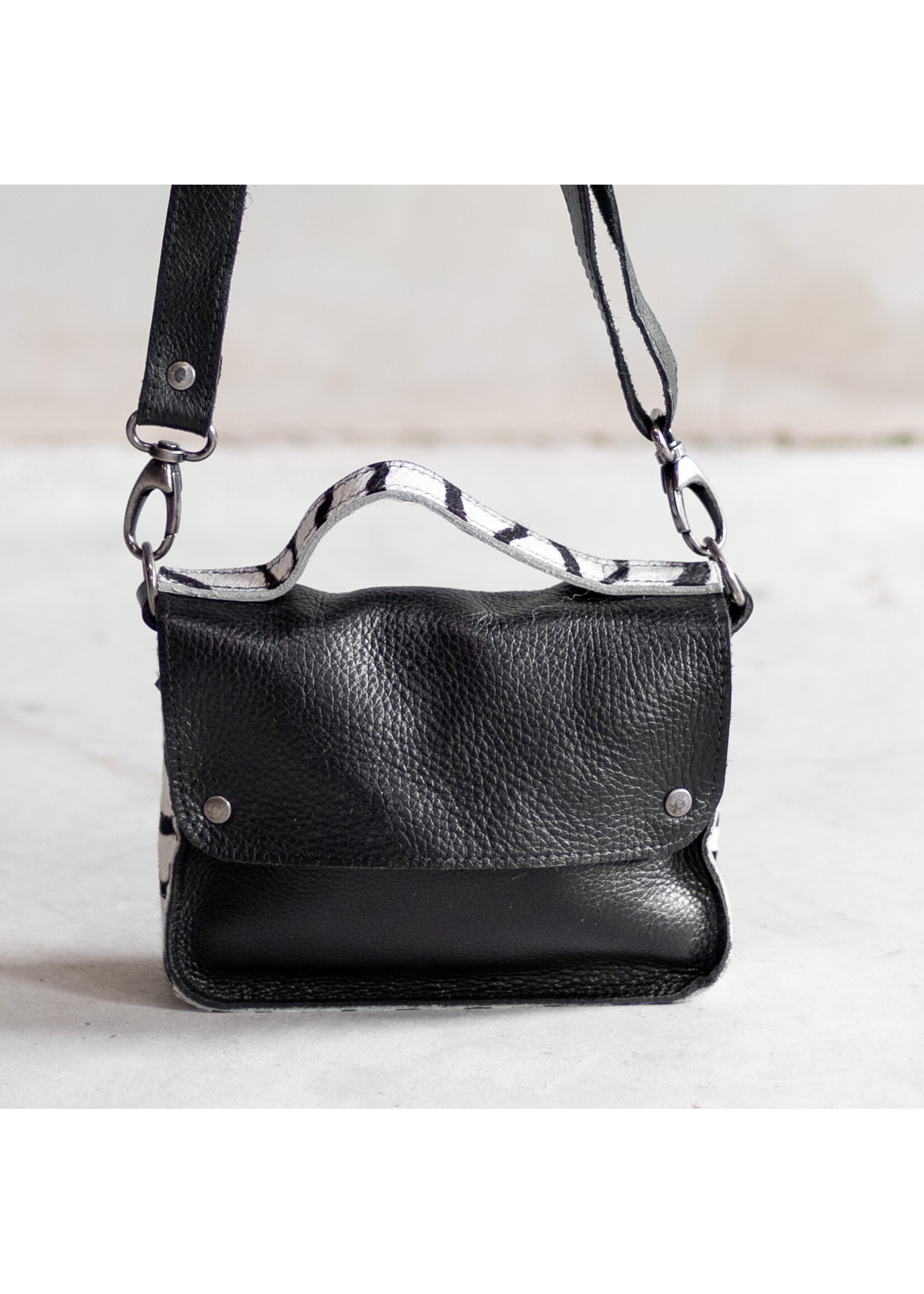 Van Buren sinds 1861 Bag Maren - Black/Zebra side
