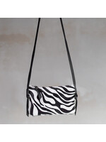Van Buren sinds 1861 Crossbody van Zebra Print Koeienhuid met Zwart Lederen Polsband