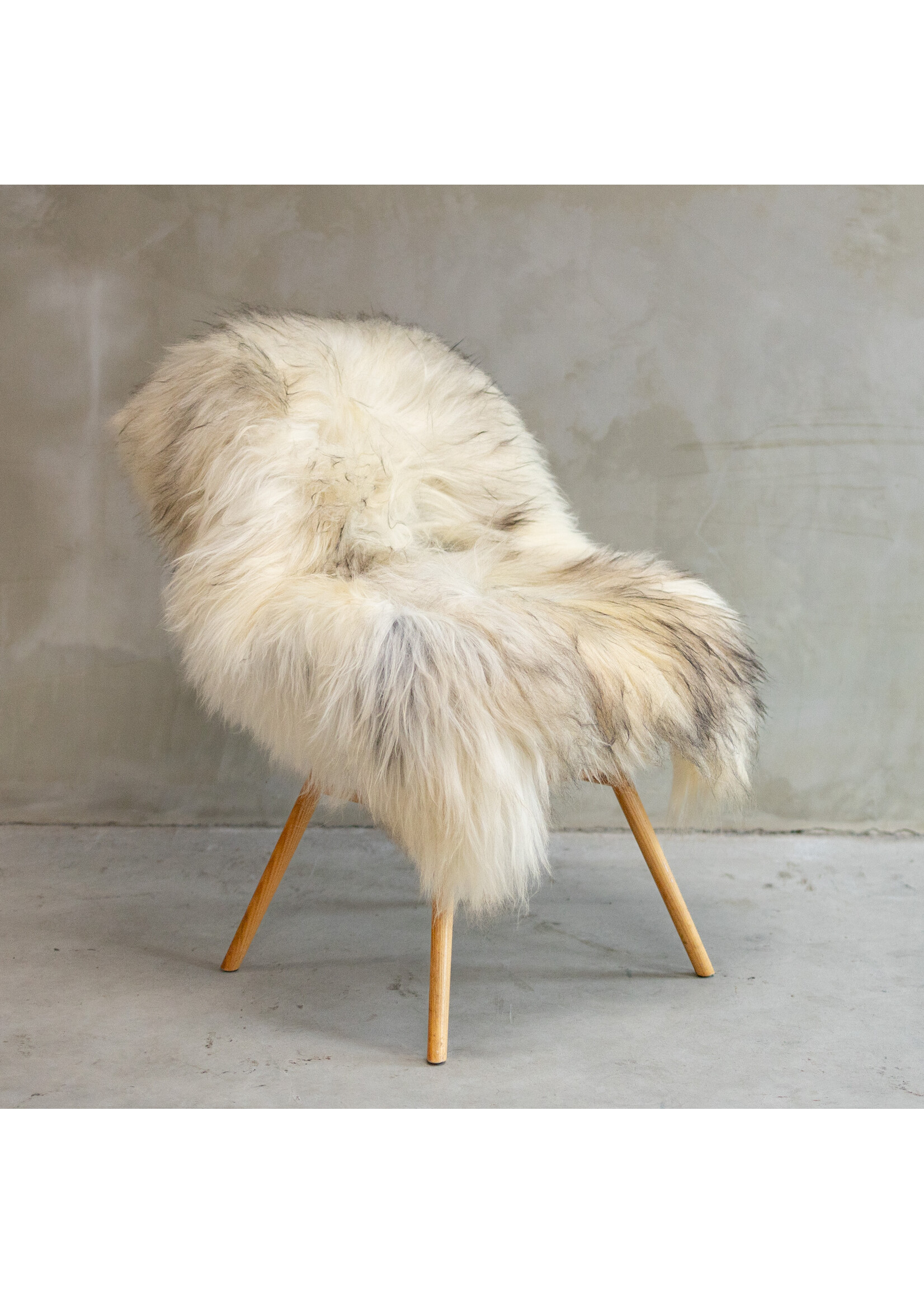 Van Buren sinds 1861 Uniquely Photographed Icelandic Melange Sheepskin approx. 120x85cm - SVV-594