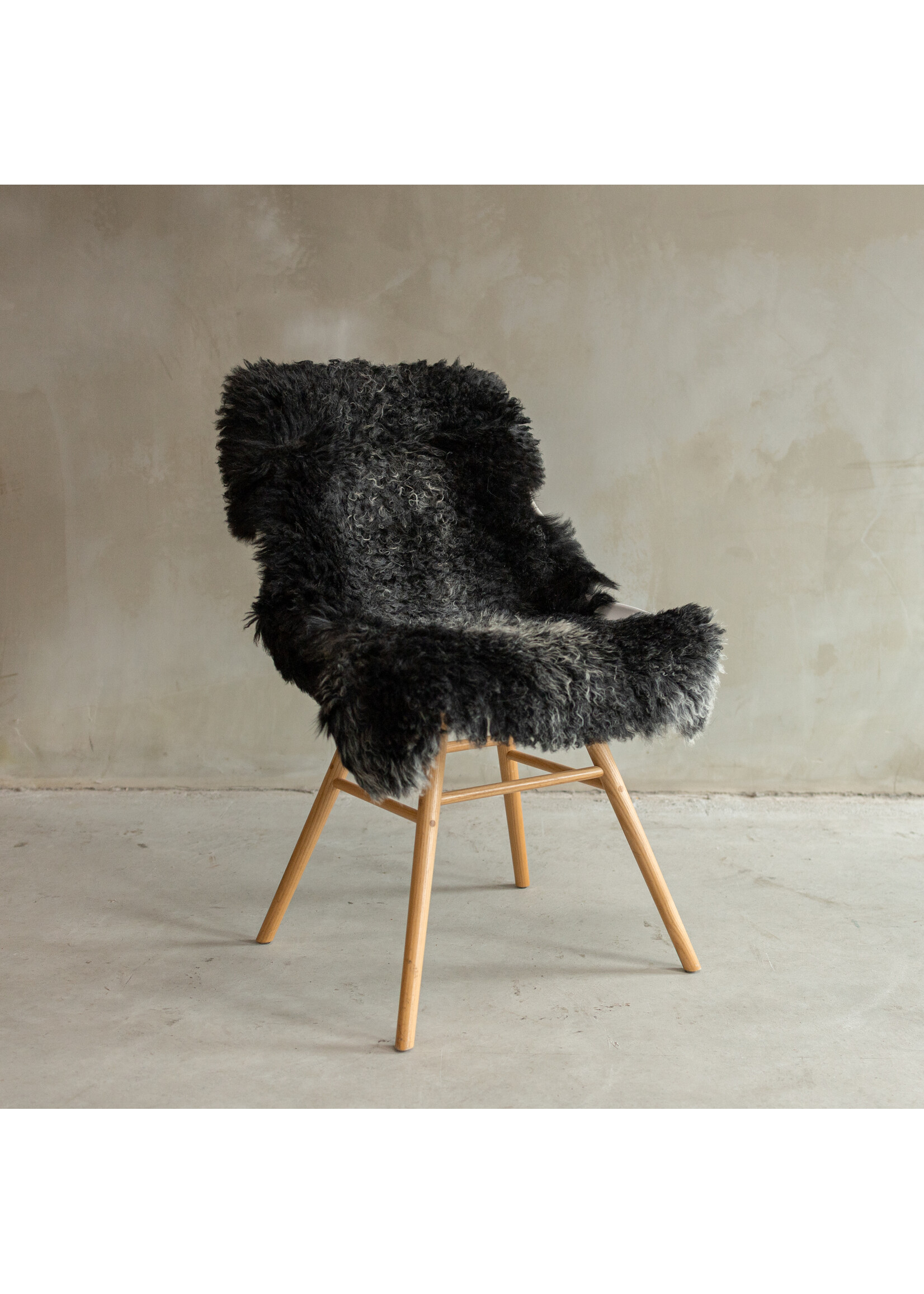 Van Buren sinds 1861 Unique Photographed Tibetan Natural Gray Sheepskin - approx. 100x60cm - SVV-647