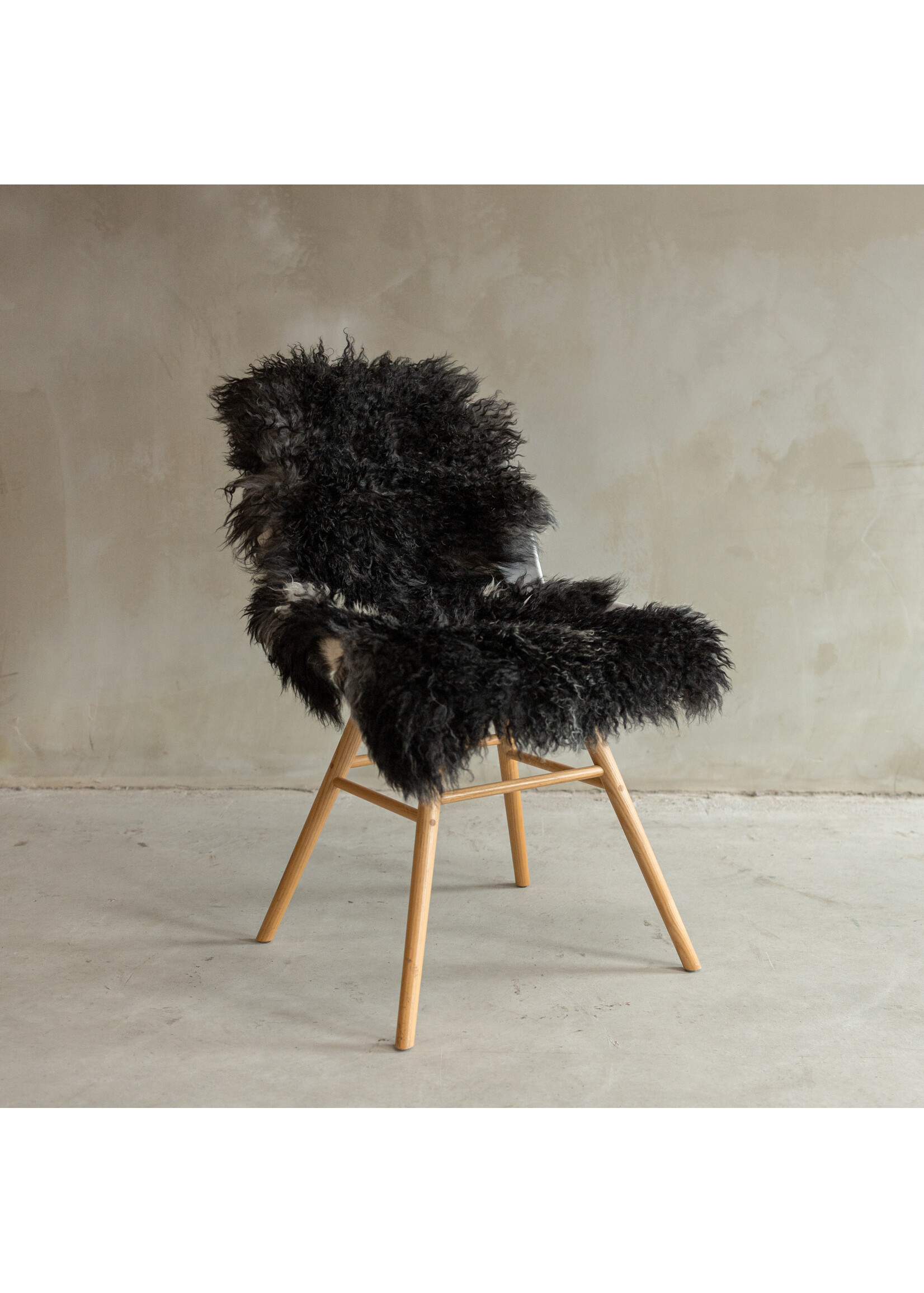 Van Buren sinds 1861 Unique Photographed Tibetan Natural Gray Sheepskin - approx. 134x74cm - SVV-646