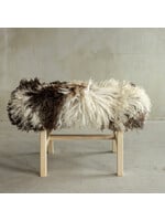 Van Buren sinds 1861 Unique Wooden Bench with Sheepskin - BNK-03
