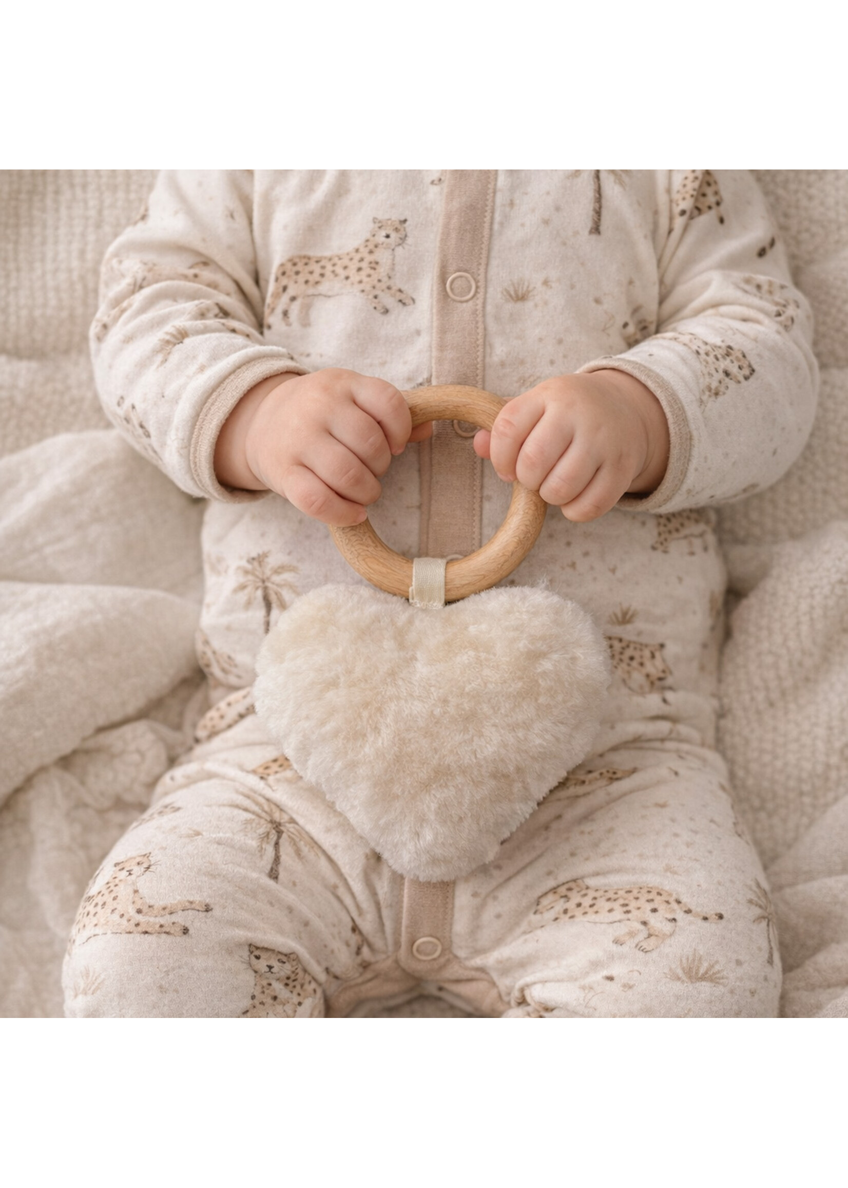 Van Buren sinds 1861 Buurtje Rattle Heart - In three colors