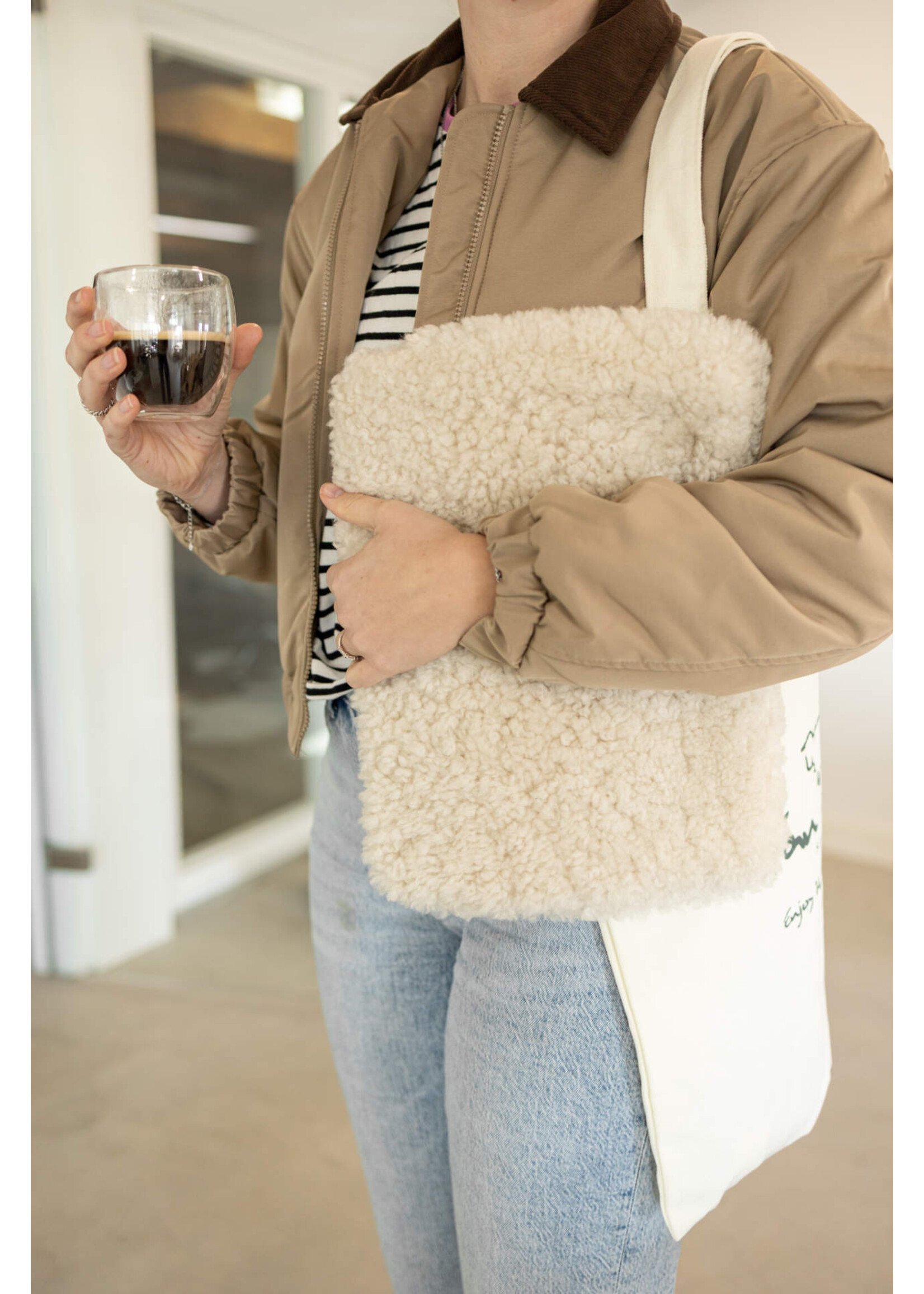 Van Buren sinds 1861 14 Inch Off-White Laptop Sleeve in Crossbreed Sheepskin