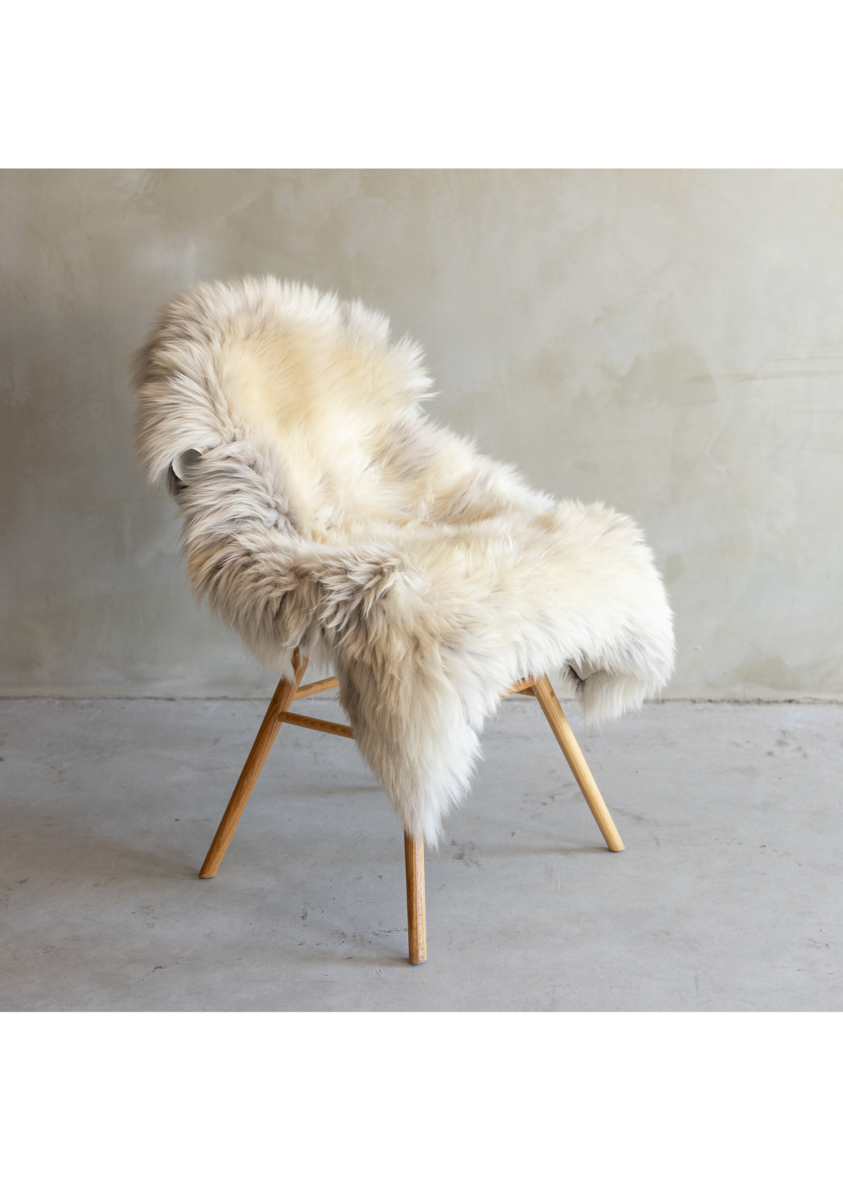 Van Buren sinds 1861 Separately photographed Texel melange sheepskin - ca. 116x72cm - SVV-765