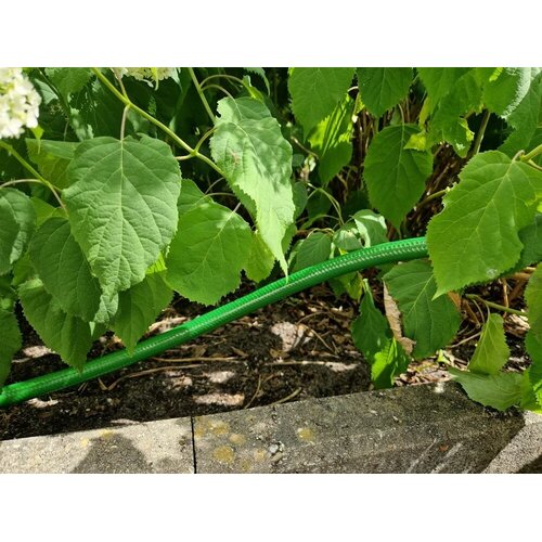 De Wiltfang Tuinslang groen - 20 t/m 50 meter - Biofllex - Anti-alglaag en ozonbestendig - Cadiumvrij
