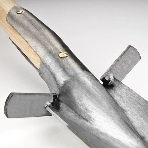 Sneeboer Rotsspade met steps - 108 cm