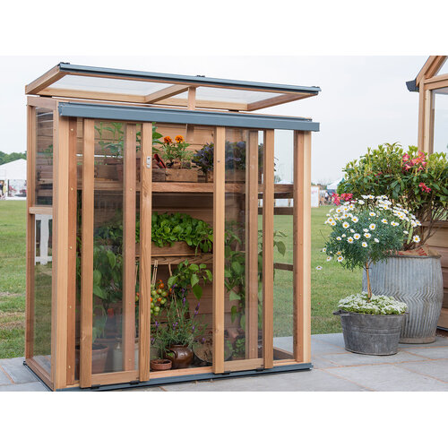 De Wiltfang Red cedar minikas - Staand - 128 x 74,5 x 139 cm