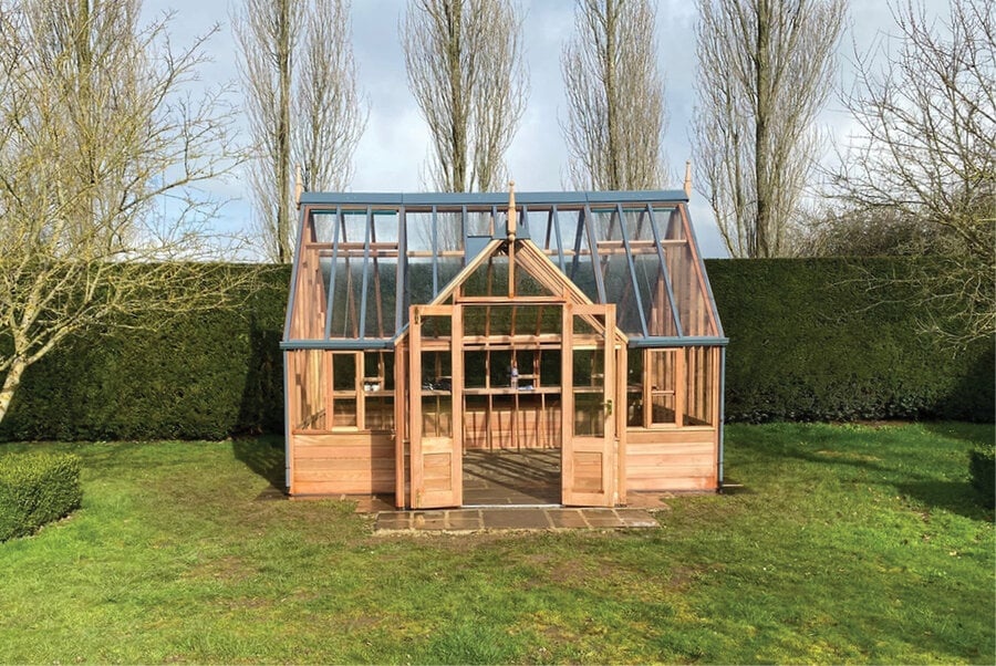 Gabriel Ash RHS "Grand Portico" - houten onderrand - royale kweekkas - fruitbomen kweken