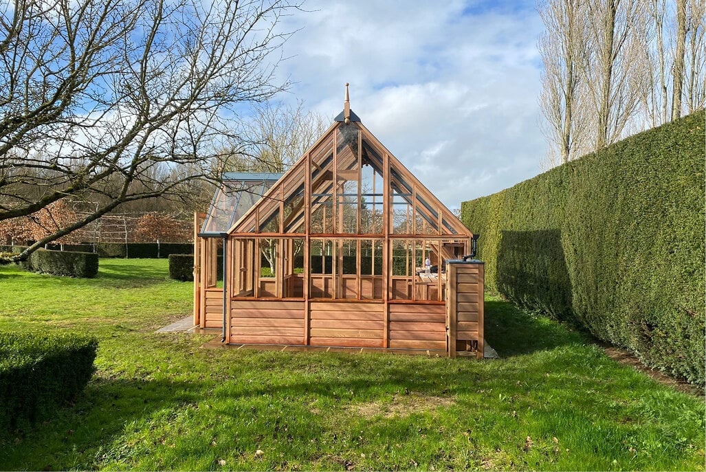Gabriel Ash RHS "Grand Portico" - houten onderrand - royale kweekkas - fruitbomen kweken
