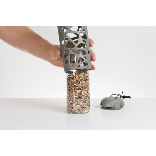 Singing Friend Tara - Voedersilo - Vogelzaad - Vetbollen - Grijs