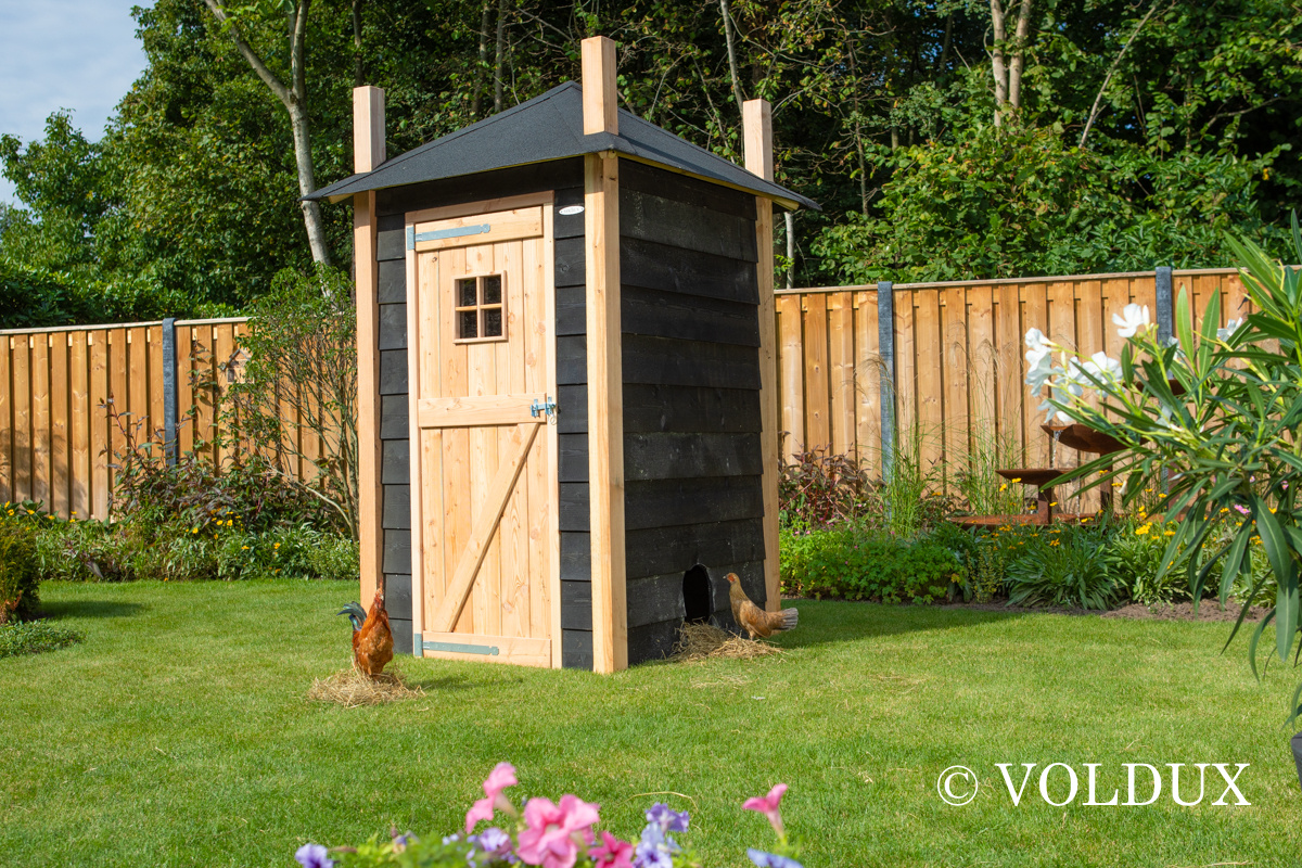 Voldux Hooiberg kippenhok Mees - 150 x 150 x 225 cm - Zweeds rabat en Douglashout