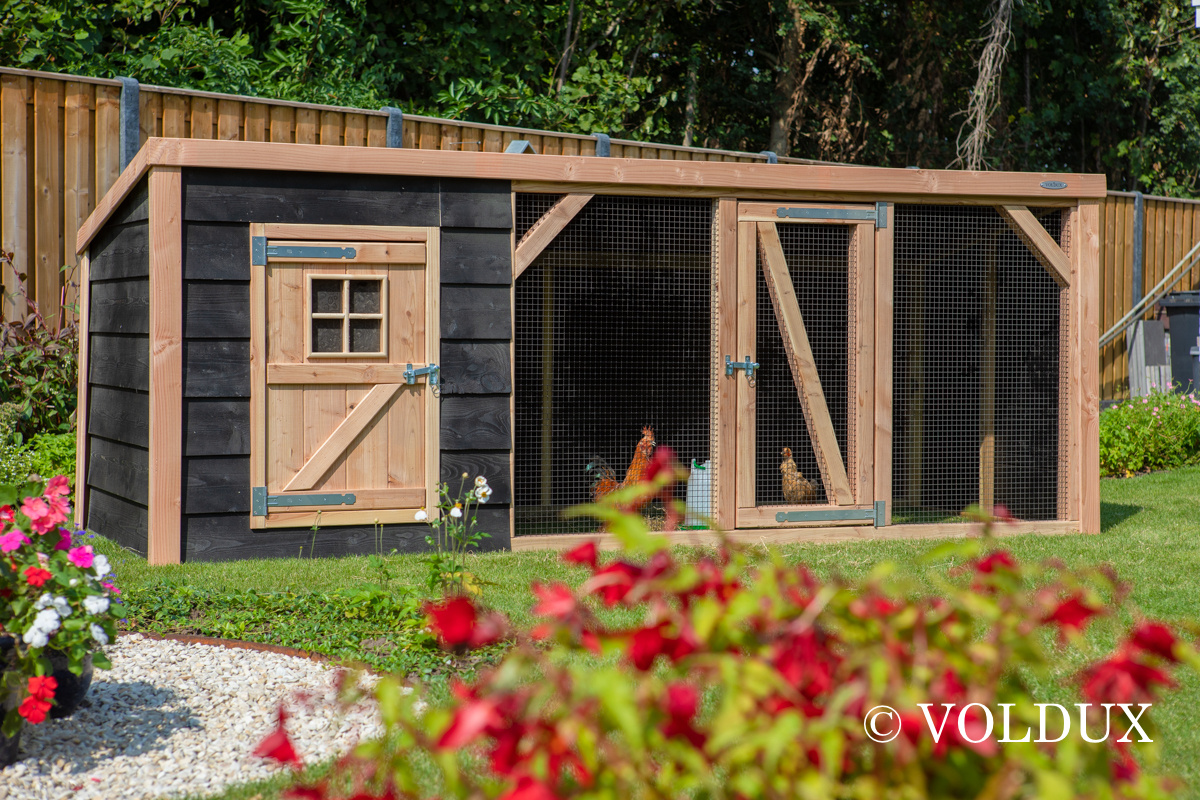 Voldux Kippenren Milan - 260 x 130 x 132 cm - Zweeds zwart rabat - Douglashout