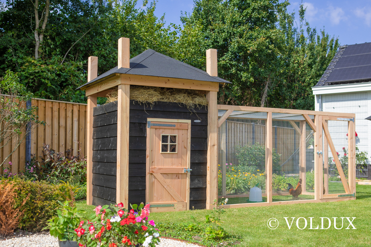 Voldux Hooiberg kippenhok Niek - 175 x 175 x 225 cm - Inclusief hooiopslag