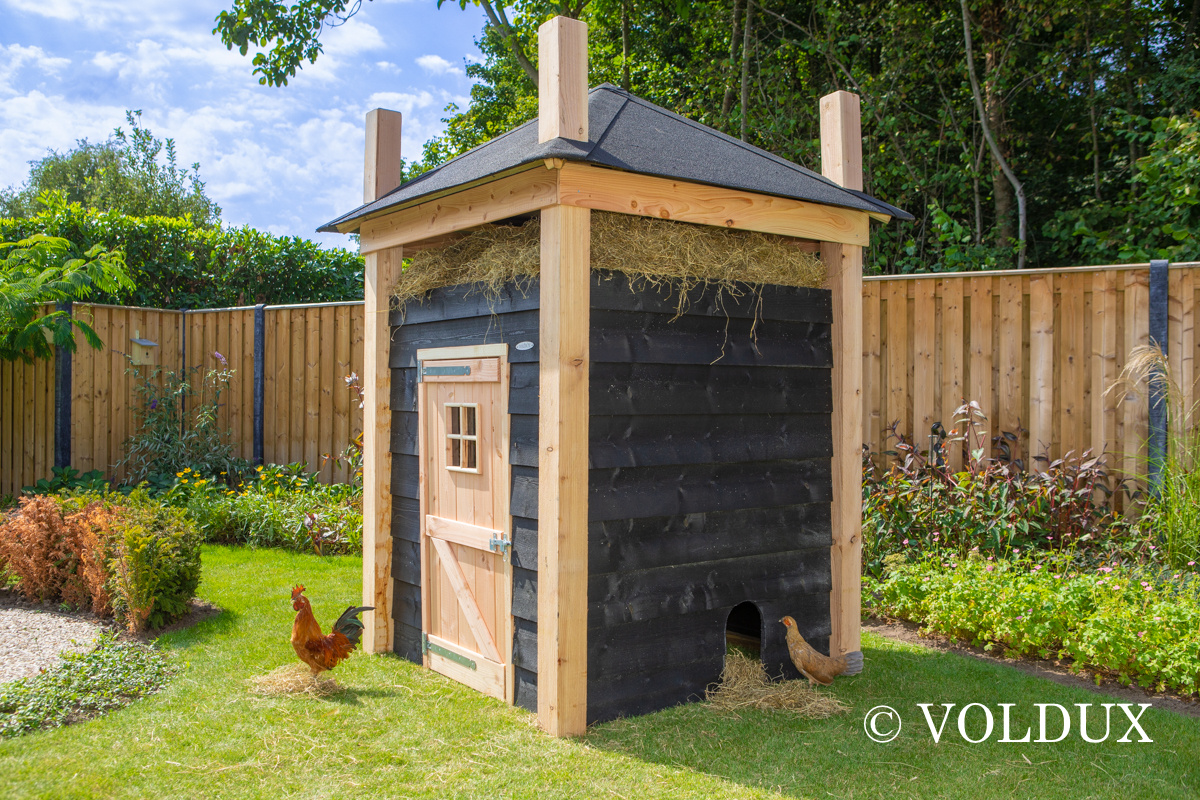 Voldux Hooiberg kippenhok Niek - 175 x 175 x 225 cm - Inclusief hooiopslag