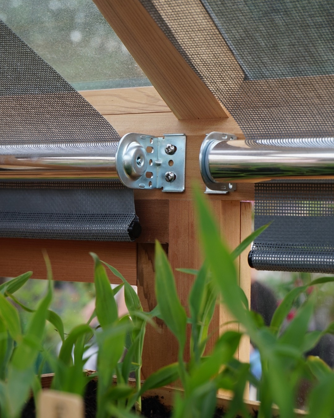 Gabriel Ash RHS Zonwering - RHS tuinkas - schaduwdoek