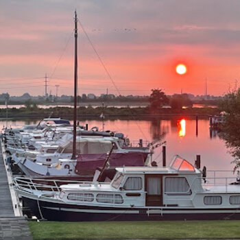 Marina W.v. Doeshaven