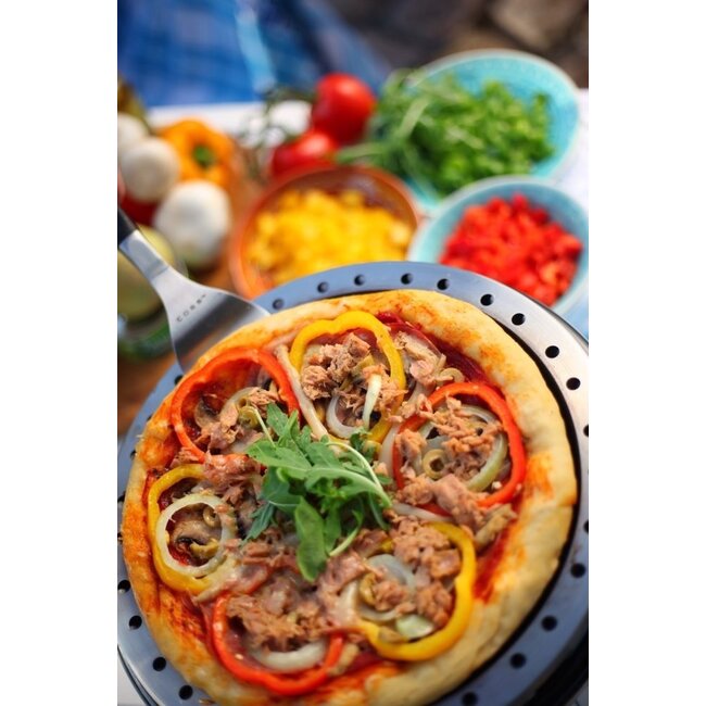 Cobb Cobb griddle with additional fork/handle for versatile cooking