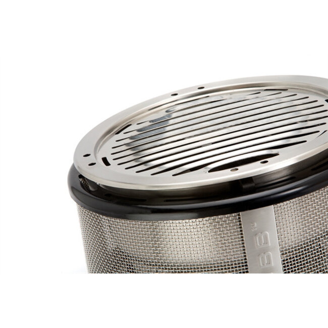 Complete BBQ kit with briquette basket and accessories