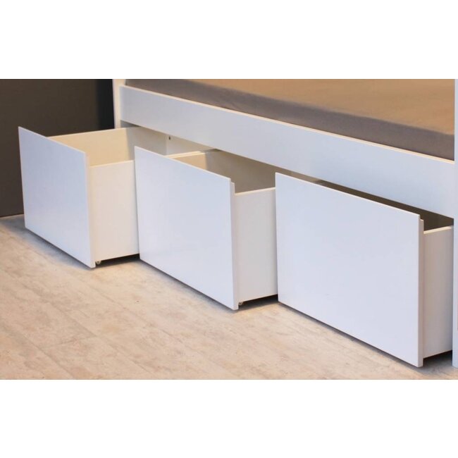 Lilli Furniture Bedbank Nanne met 3 SUPER grote lades