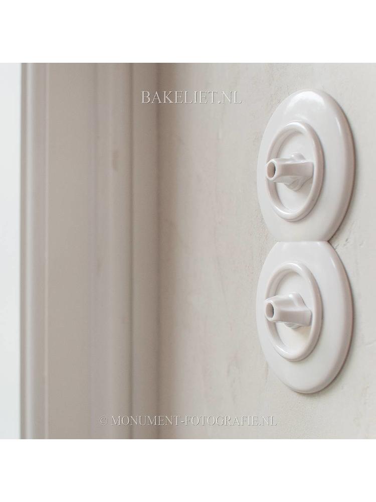 Oude schakelaar - Porselein schakelaar - Retro schakelaar