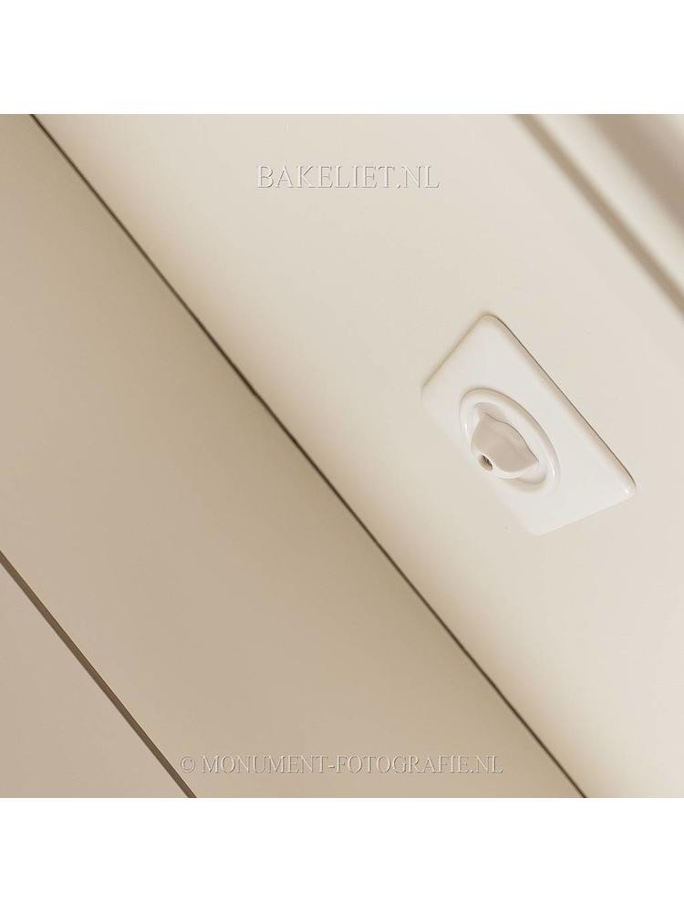 Oude schakelaar - Porselein schakelaar - Retro schakelaar